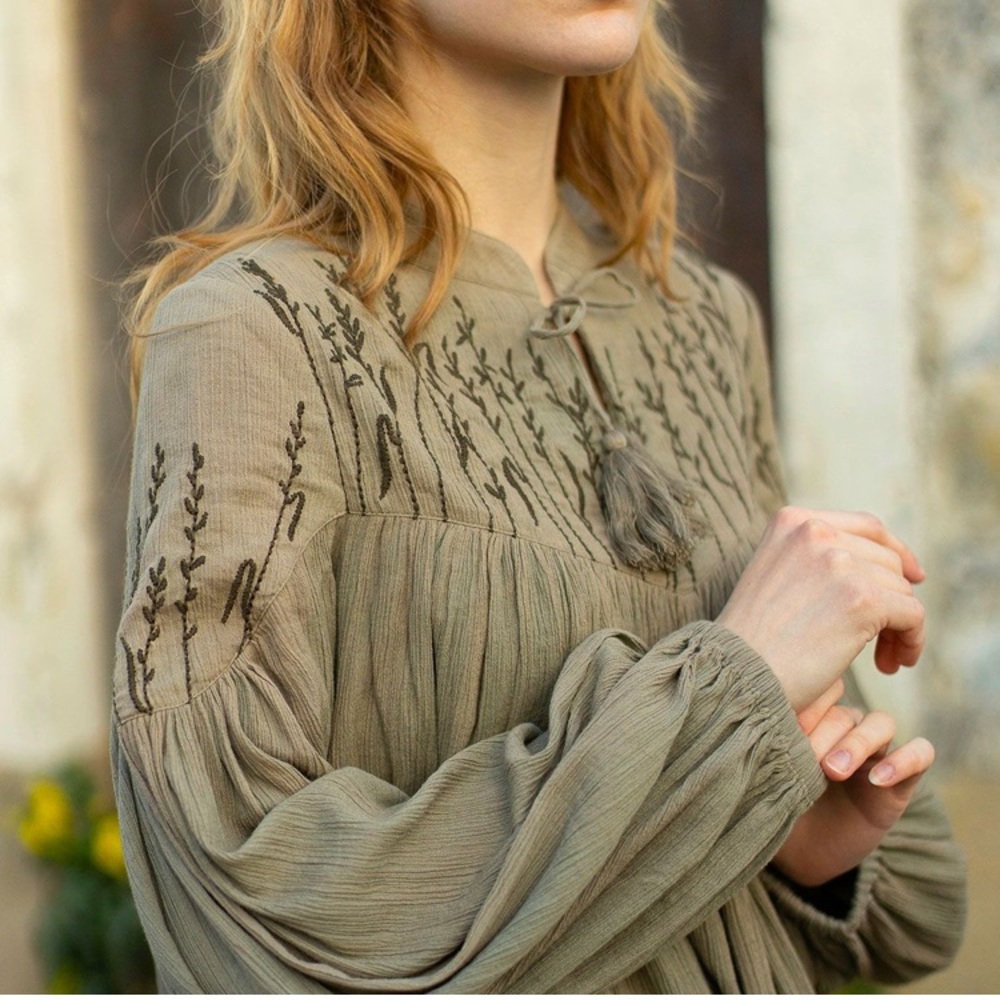 Embroidered Voriagh Blouse M/L
